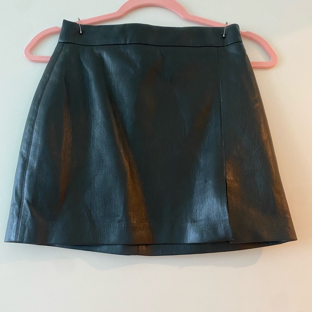 Aritzia leather mini skirt